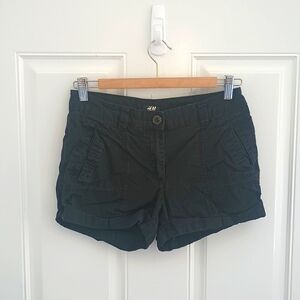 H&M black cotton cargo shorts size 4